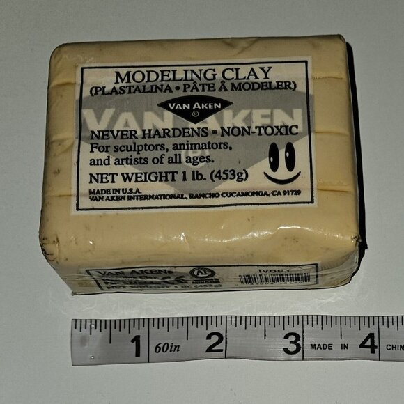 Van Aken Modeling Clay IVORY Weight 1 lb Never Hardens SEALED/NEVER USED - Picture 1 of 7